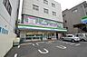 周辺：ファミリーマート蓮田駅西口店 2860m