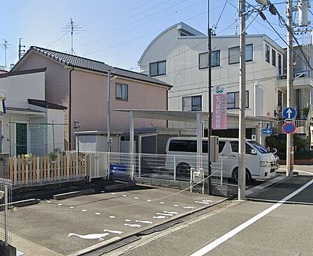 モコ幸町保育園 450m