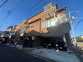 サンメゾン13  ｜ 大阪府吹田市原町１丁目（賃貸アパート1K・3階・27.00㎡） その1