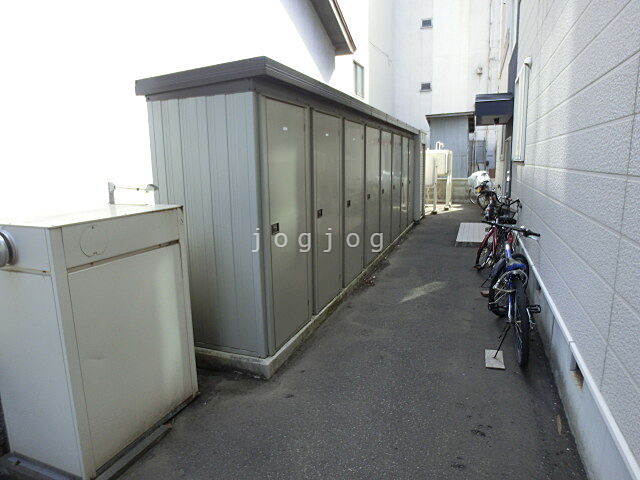その他