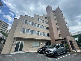 大阪府豊中市新千里南町３丁目（賃貸マンション1K・2階・61.63㎡） その1