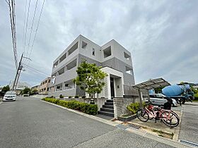 大阪府箕面市彩都粟生南２丁目11番13号（賃貸マンション1LDK・3階・36.00㎡） その1