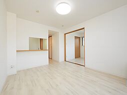 札幌市営東西線 東札幌駅 徒歩4分の賃貸マンション 3階1LDKのリビング/ダイニング