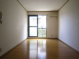 ヴィラシャルマン 103 1階1LDKのリビング/ダイニング