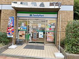 【コンビニエンスストア】ファミリーマート 柏駅東口店まで134ｍ