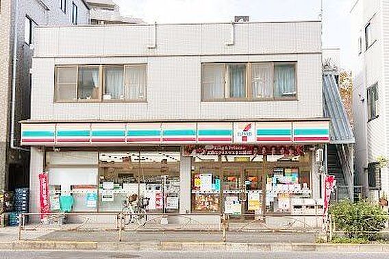 セブンイレブン...