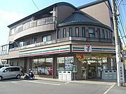セブンイレブン足立島根店 徒歩5分。 370m