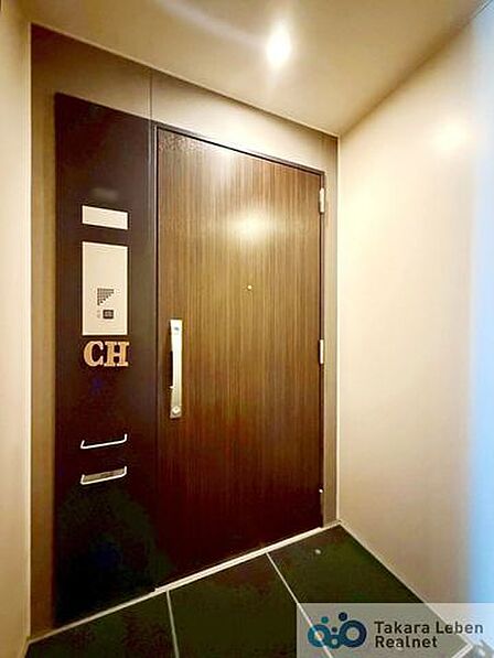 玄関ドア