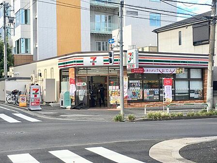 セブンイレブン蓮沼アスリート通り店 徒歩4分。 270m