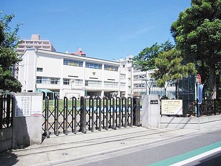荒川区立第二瑞光小学校 徒歩7分。 500m