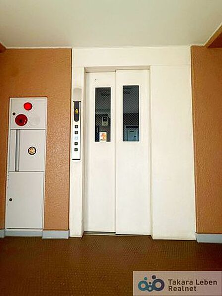 エレベーター