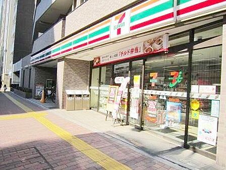 セブンイレブン文京小石川4丁目店 徒歩2分。 140m