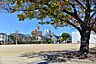 周辺：千住スポーツ公園 徒歩13分。 1000m