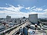 その他：住戸からの眺望。窓の外に広がる大きく開けた眺望は、日々の暮らしの中に喜びを感じさせてくれ、心まで開放的にしてくれそうです。