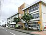 周辺：高岡市立野村小学校 徒歩7分。 500m