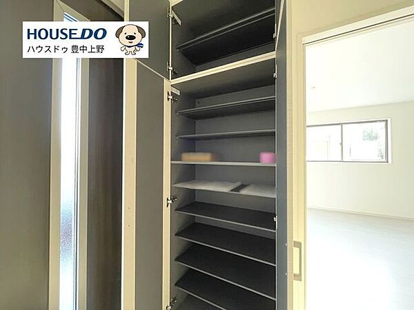 玄関を拡大表示
