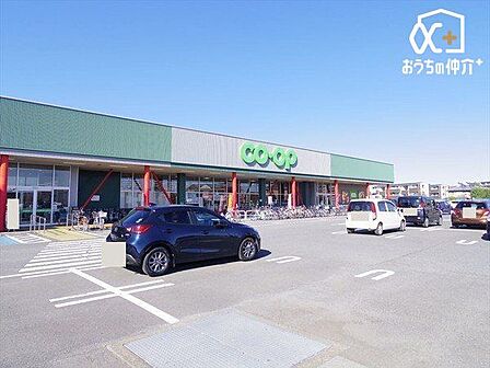 徒歩6分。【コープみらい コープ武蔵藤沢店】営業時間9時30分~23時00分。車椅子対応の駐車場。駐車場484台。 460m