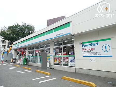 ファミリーマート　東村山久米川通り店 徒歩6分。【営業時間】24時間営業【駐車場】あり 410m