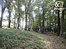 周辺：1号片山緑地 徒歩6分。 430m