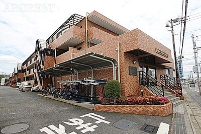 外観:現地の様子になります。あなたの夢のお手伝いをさせていただきます。是非、現地に足をお運びいただき、物件と周辺環境をご確認くださいね!きっと素敵な出会いがありますよ(^^)/ 外観:現地の様子になります。あなたの夢のお手伝いをさせていただきます。是非、現地に足をお運びいただき、物件と周辺環境をご確認くださいね!きっと素敵な出会いがありますよ(^^)/