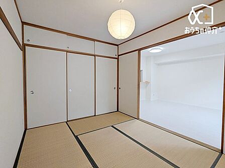 リラックス効果のある「和室」にはたくさんのメリットが!横になってくつろいだり、洗濯物を畳んだり、来客があってもお布団を敷けば客間として使え、幅広い用途で使えるので重宝しそうですね。