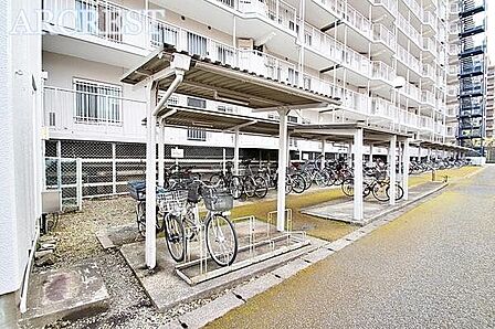 自転車置き場の様子です。