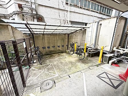 駐輪場