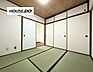 子供部屋：ほっと落ち着ける和の空間。リビング横にあることで、家族のくつろぎスペースとしても使いやすい間取りです。