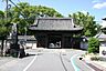 周辺：斑鳩寺公園●駐車場:有・トイレ:有・遊具:有 690m