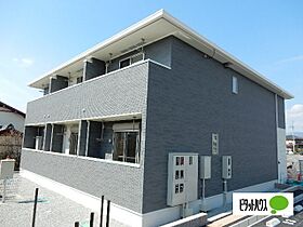 プレコリーヌIX 201 ｜ 静岡県富士宮市舞々木町614番地の2（賃貸アパート1LDK・2階・44.66㎡） その1