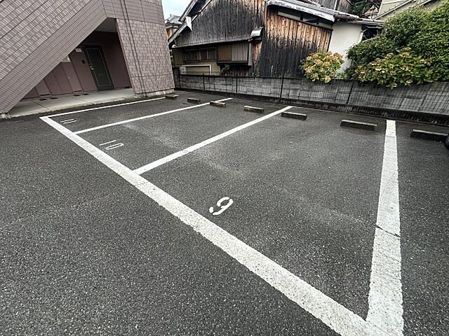 7 / 15