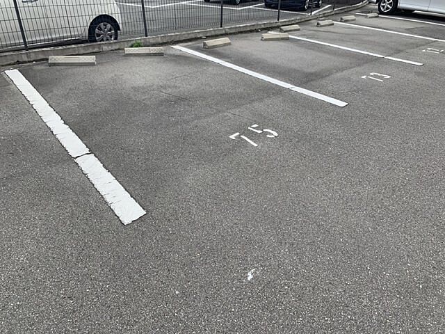 7 / 15