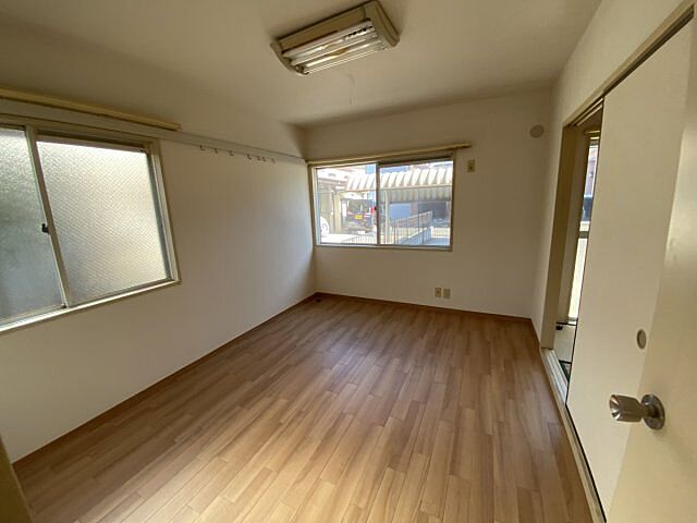 寝室