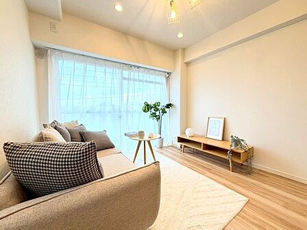 ◇現地見学会開催中◇平日や仕事終わりの夜でも「今日見てみたい!」そんなときでもOK♪お電話1本でスタッフがすぐに駆けつけます!048-762-8871こちらから