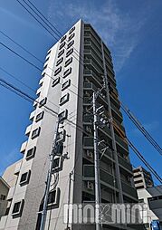 パグロ東署前