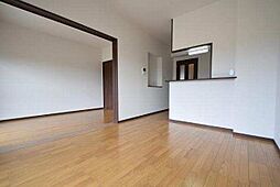 ウイング　コート 3階2LDKのリビング/ダイニング