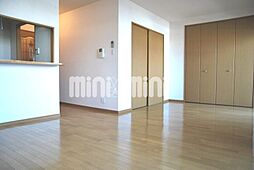 ウィステリアハイツ 4階2LDKのリビング/ダイニング