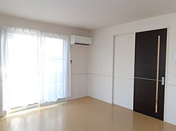 メゾンラフィネ 1階1LDKのリビング/ダイニング