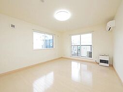 札幌市営南北線 幌平橋駅 徒歩10分の賃貸アパート 2階2LDKのリビング/ダイニング