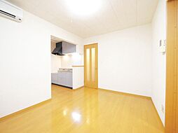 札幌市営東西線 西18丁目駅 徒歩11分の賃貸アパート 3階1LDKのリビング/ダイニング