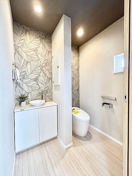 トイレを拡大表示