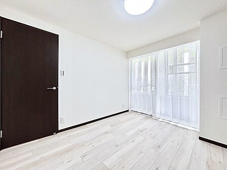 爽やかな日差しがお部屋全体を優しく包み込んでくれます
