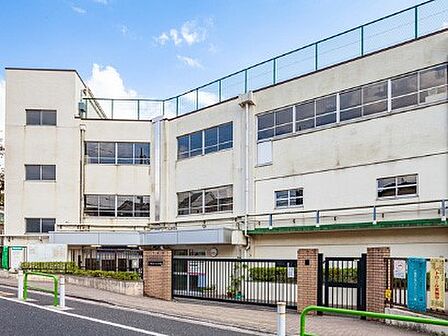 小学校 492m 板橋区立成増ヶ丘小学校