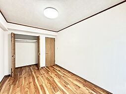 寝室の画像