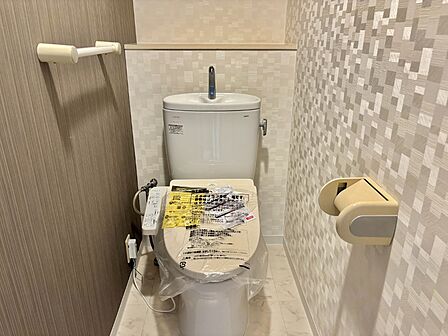 清潔感のあるウォシュレットトイレ。