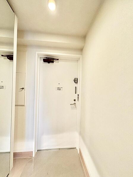 内装「無料オンライン相談」受付中!家族の帰宅やお客様をあたたかく迎える玄関