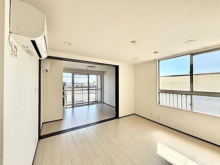 大切にお住まいになられており、室内も良好な状態です。