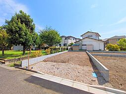 足立区伊興本町1丁目　3期　新築一戸建て　全3棟
