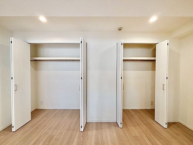 収納 御苑ハイム 4階/-