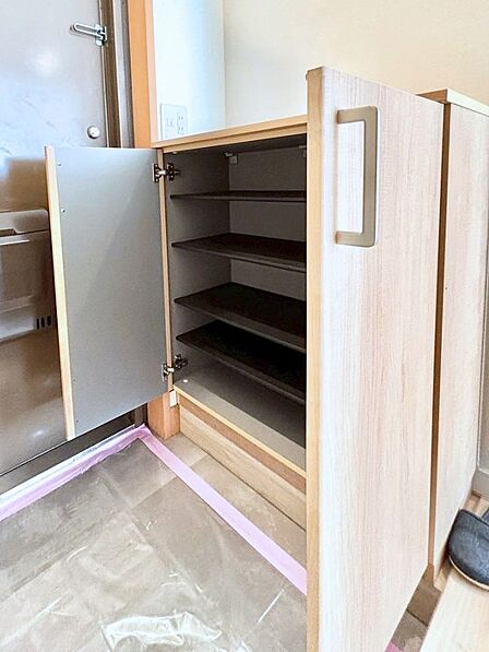 内装「無料オンライン相談」受付中!たくさん収納できるシューズボックス。
